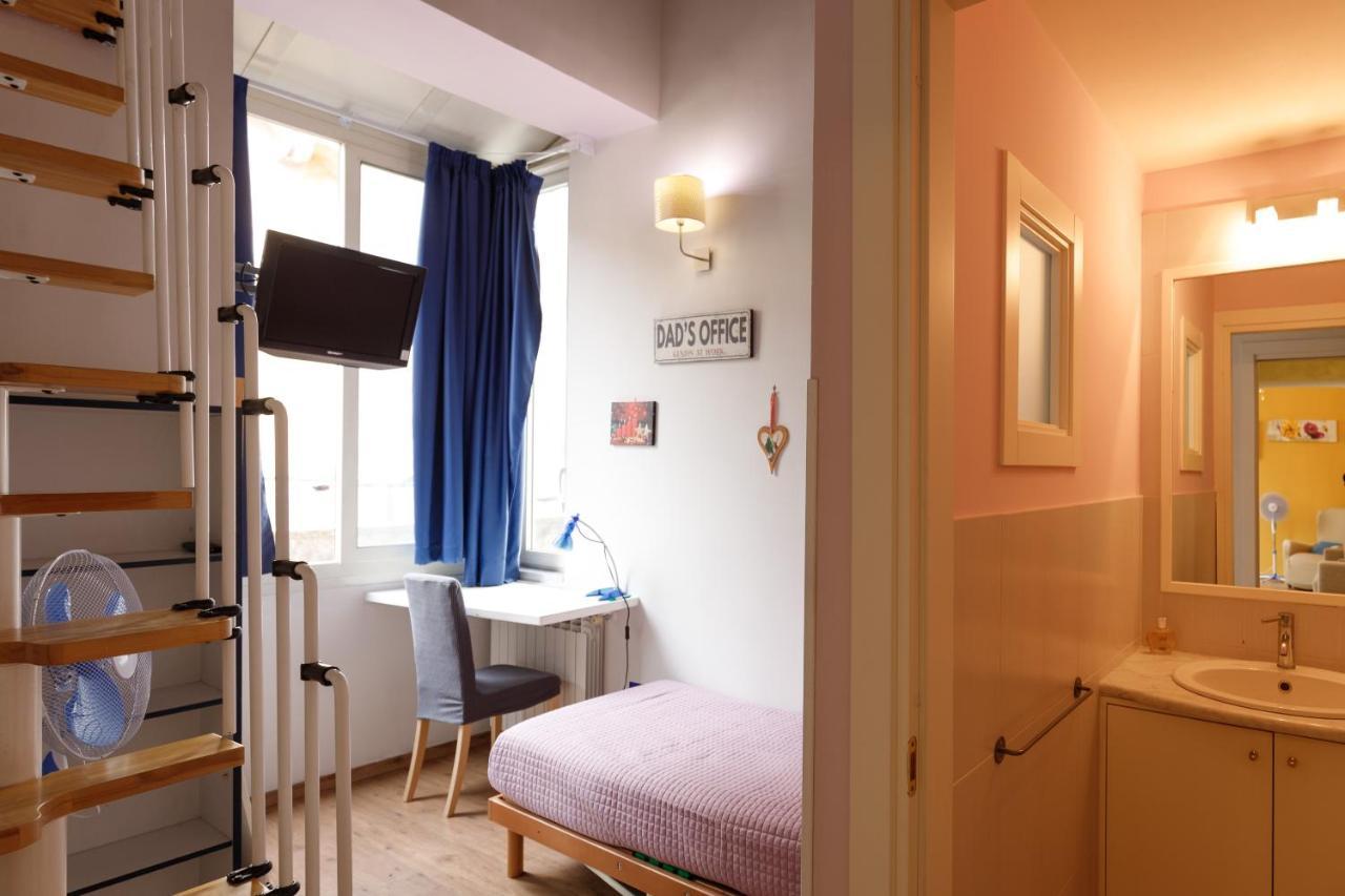 Duomo 77 - In The Heart Of The Historical Center By Elite Villas Napoli Esterno foto